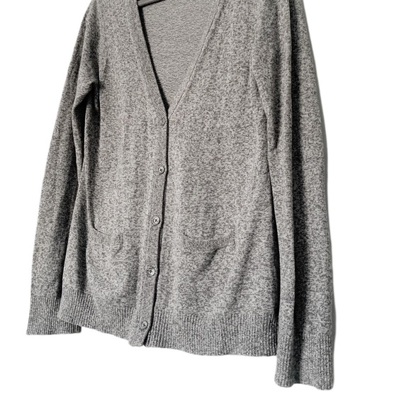 District Made Heather Cardigan Sweater with Pockets Gray White Button Down - Picture 3 of 9